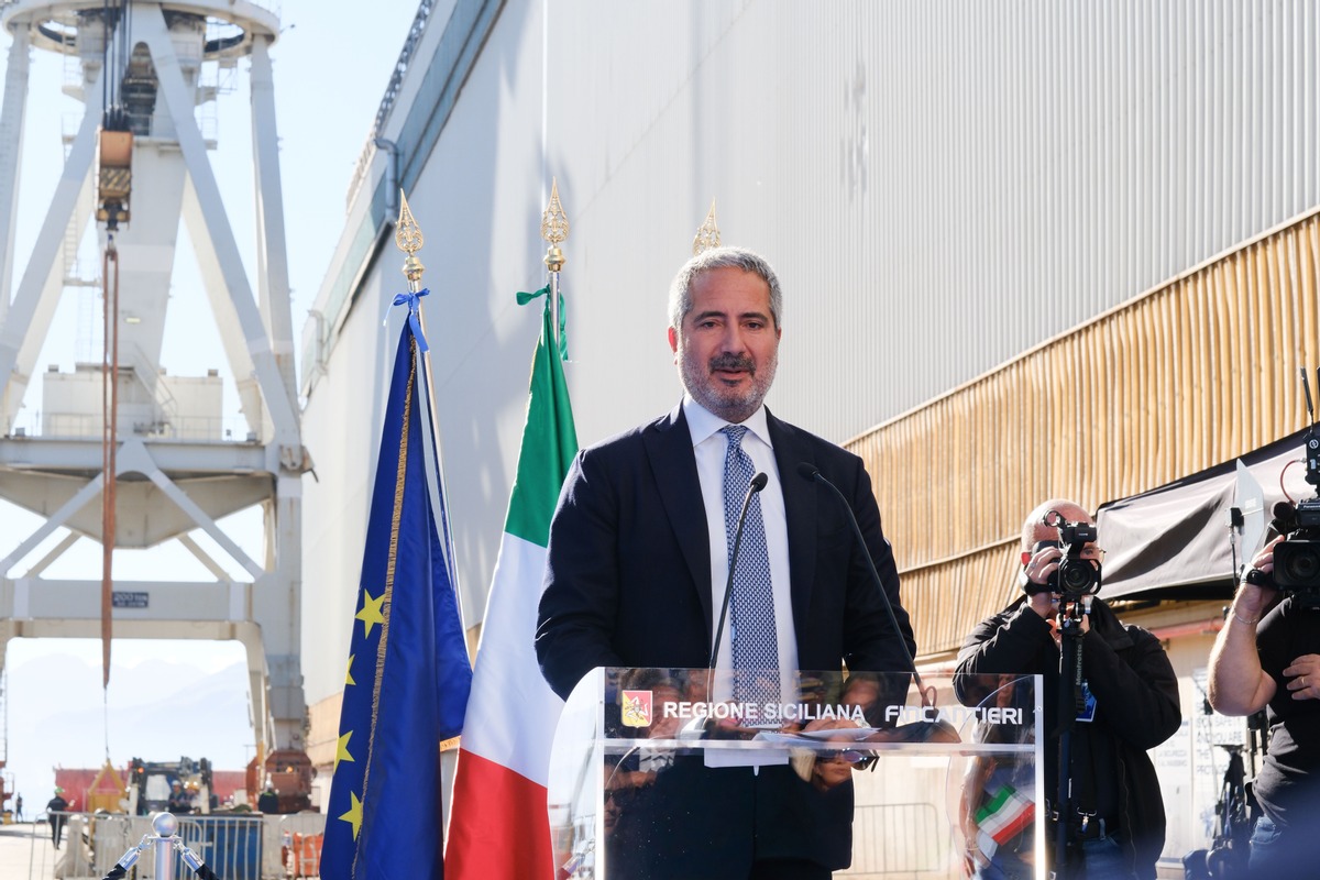 Fincantieri vara a Palermo il nuovo traghetto della Regione Siciliana