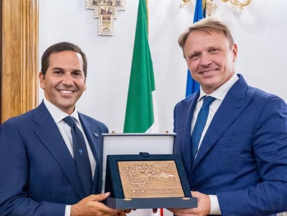 Guido Grimaldi nominato “Ambasciatore della qualità italiana nel mondo” dal Ministro Lollobrigida