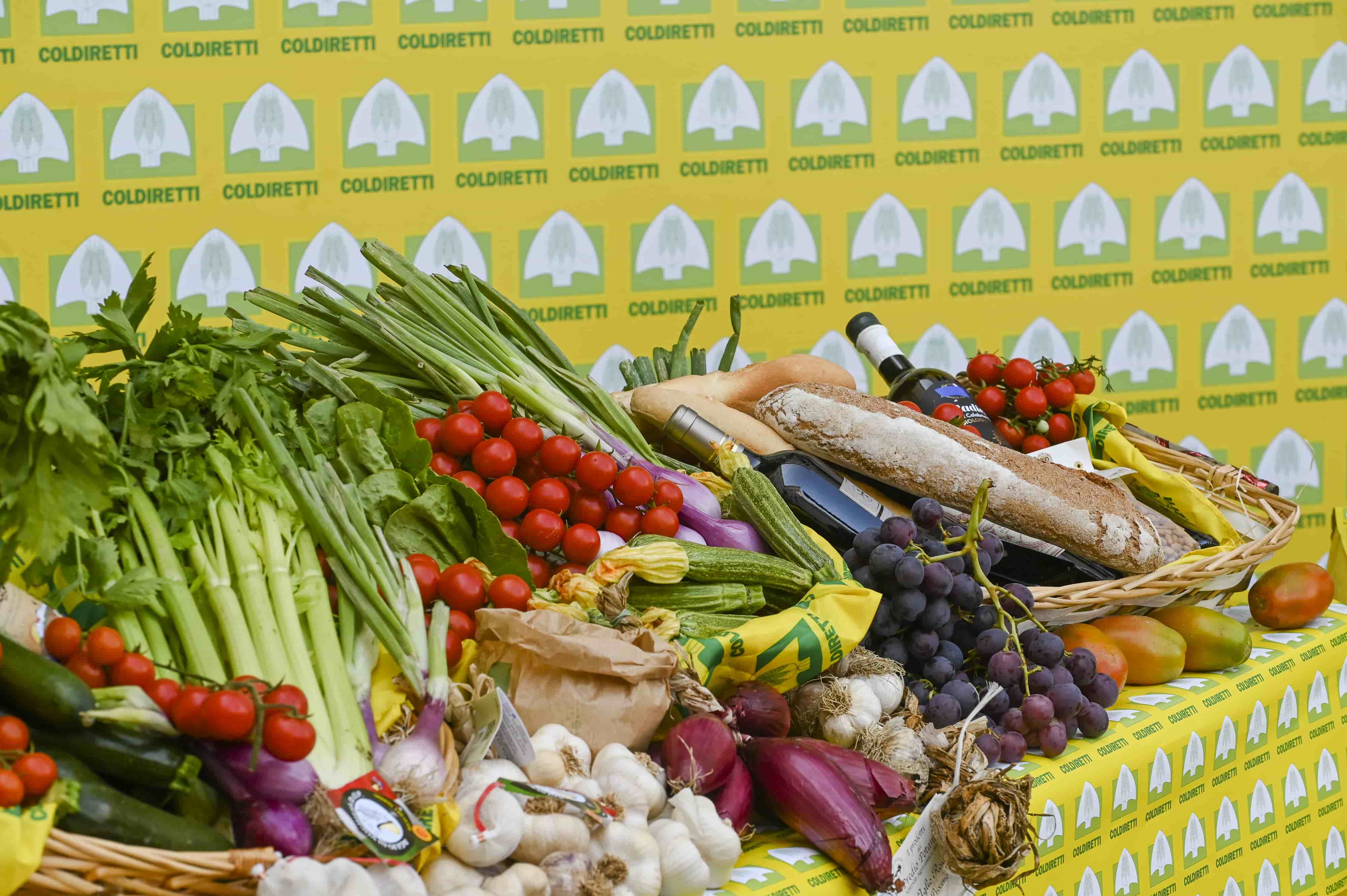 Giornata della Sicurezza Alimentare. Coldiretti lancia l’allarme, “Un pericolo al giorno nel piatto degli italiani”