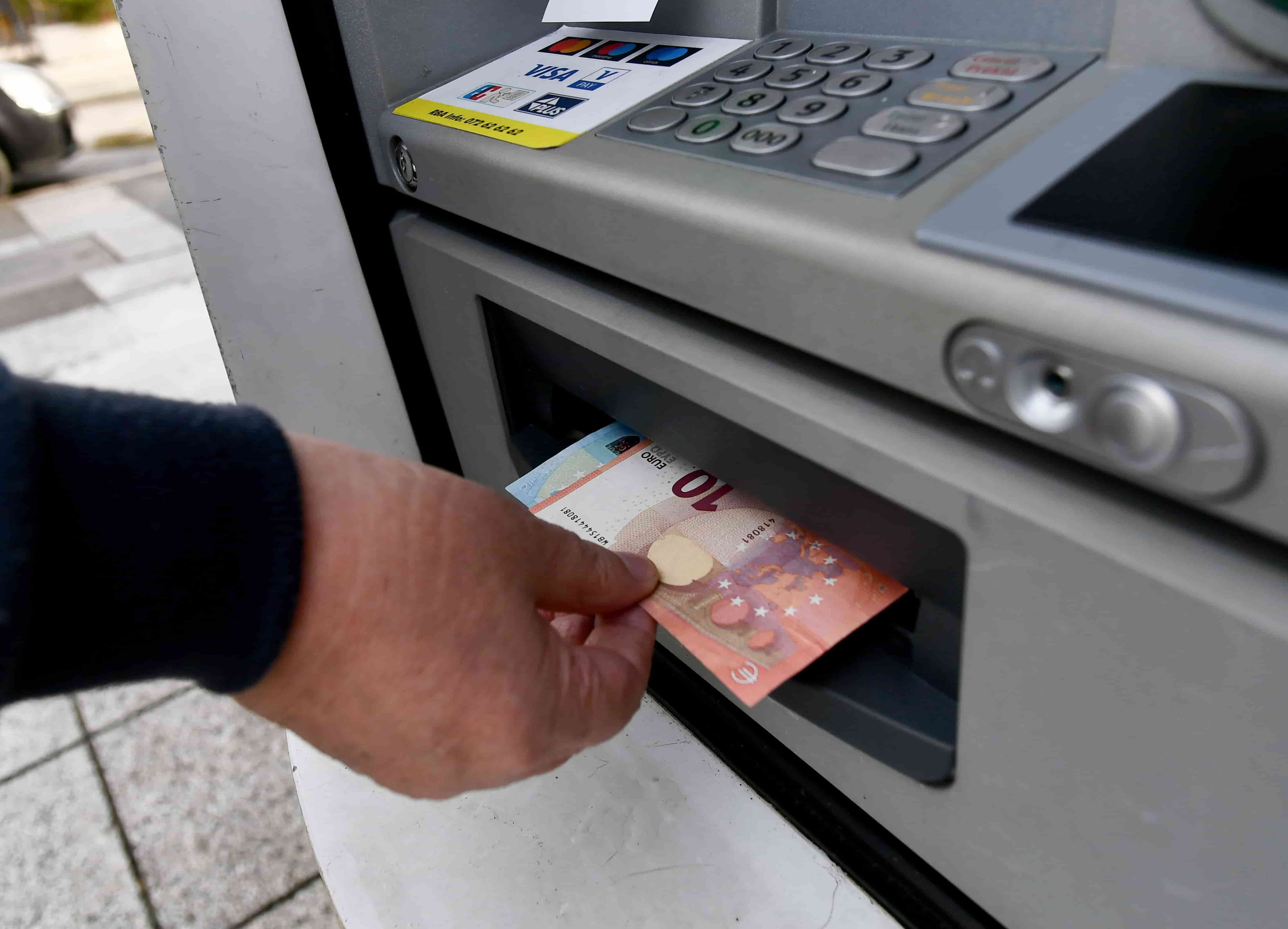 Banche: verso un'unica gestione di tutti i bancomat del Paese