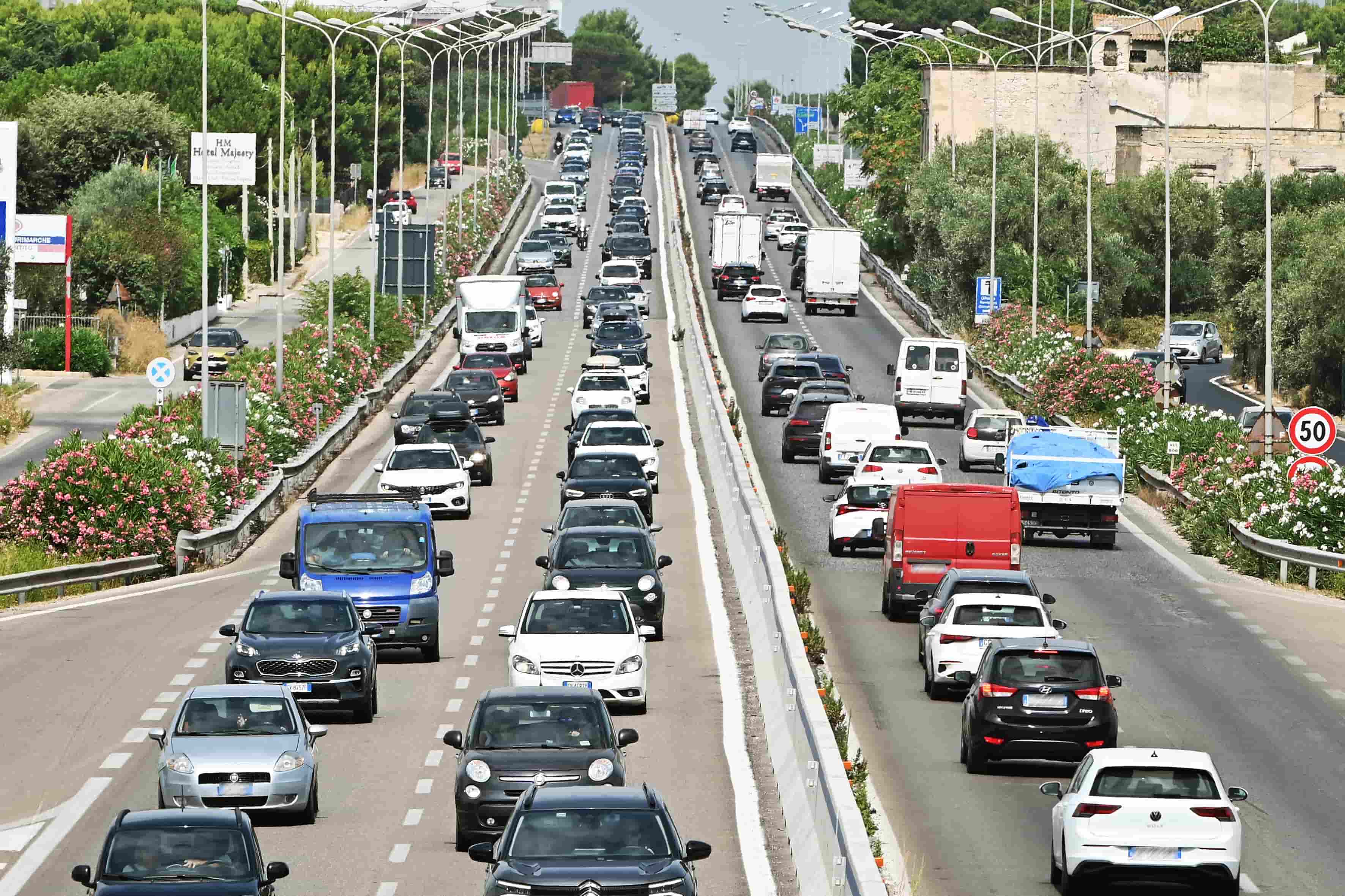 Anas, controesodo: questo weekend previsti altri 12,5 mln di spostamenti, domenica giornata clou