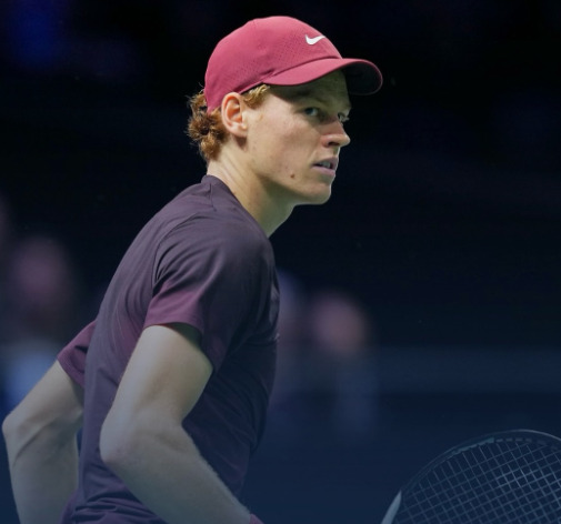 Sinner conquista Parigi e torna numero uno