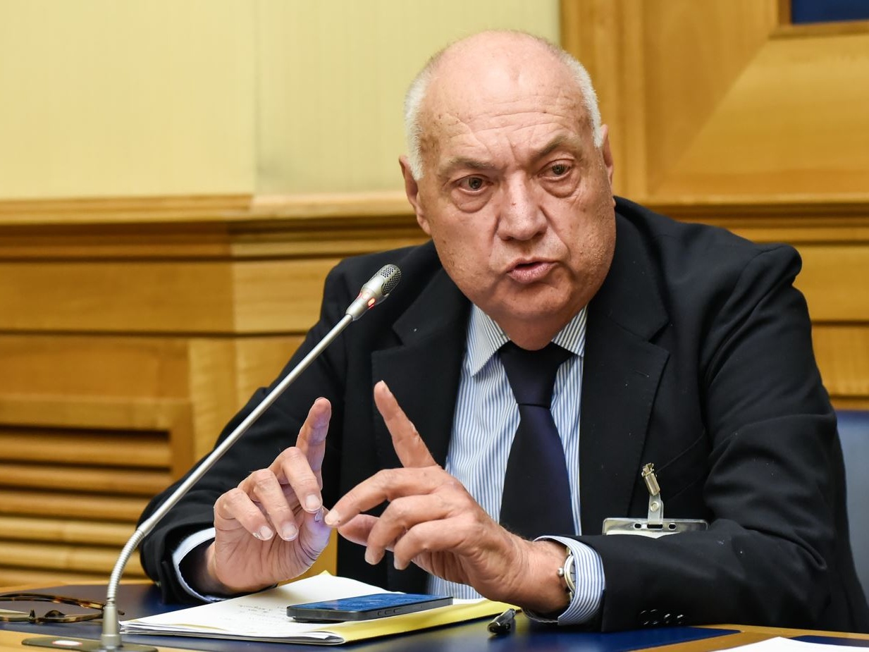 Coldiretti, blitz al porto di Salerno: “Stop a uva e verdura estera senza reciprocità”