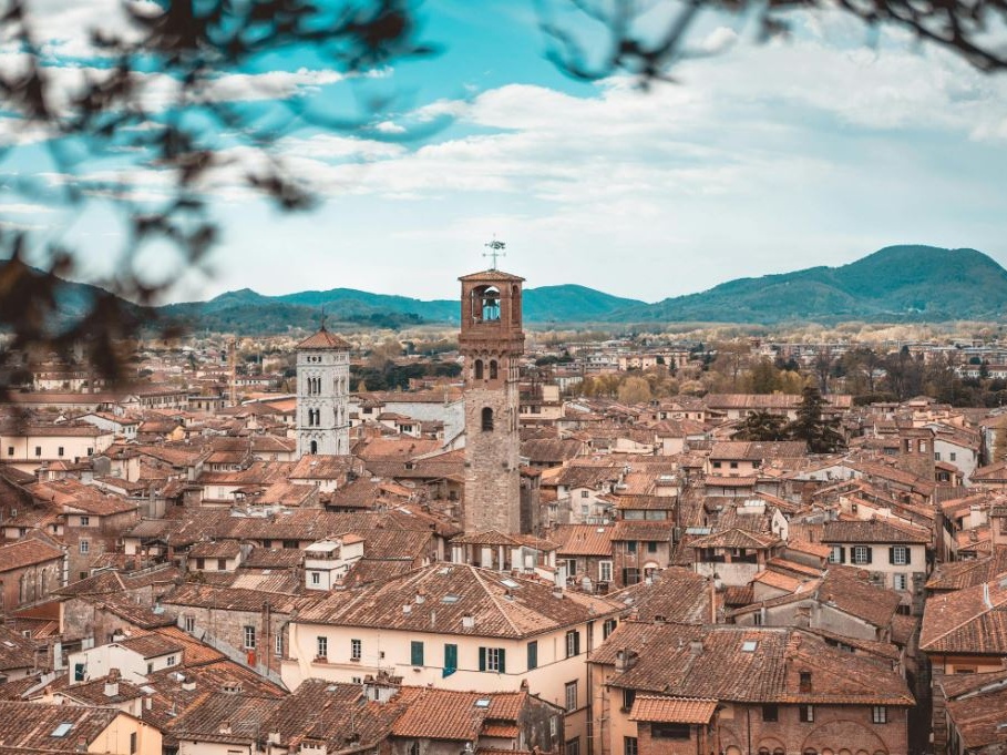 Immobili di lusso: Lucca al vertice, Toscana leader con oltre il 30% delle proprietà milionarie