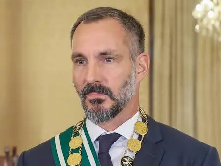 Islam: Rahim al-Hussaini succede al padre come nuovo Aga Khan