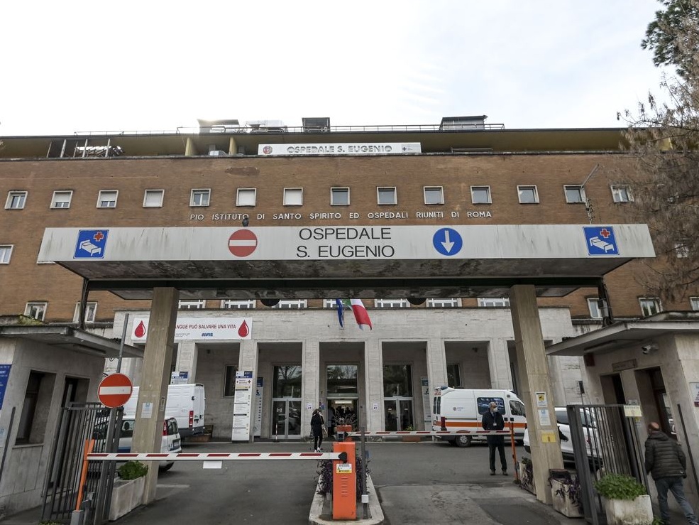 Muore dopo rinoplastica: bei tempi quando medici e avvocati non si facevano pubblicità