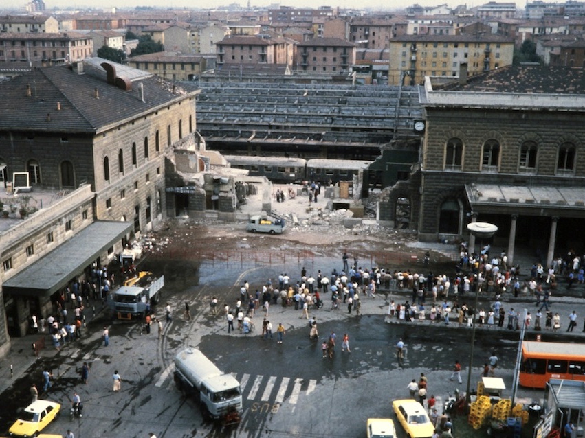 Strage di Bologna: la perenne tentazione di riscrivere la storia, ignorandola
