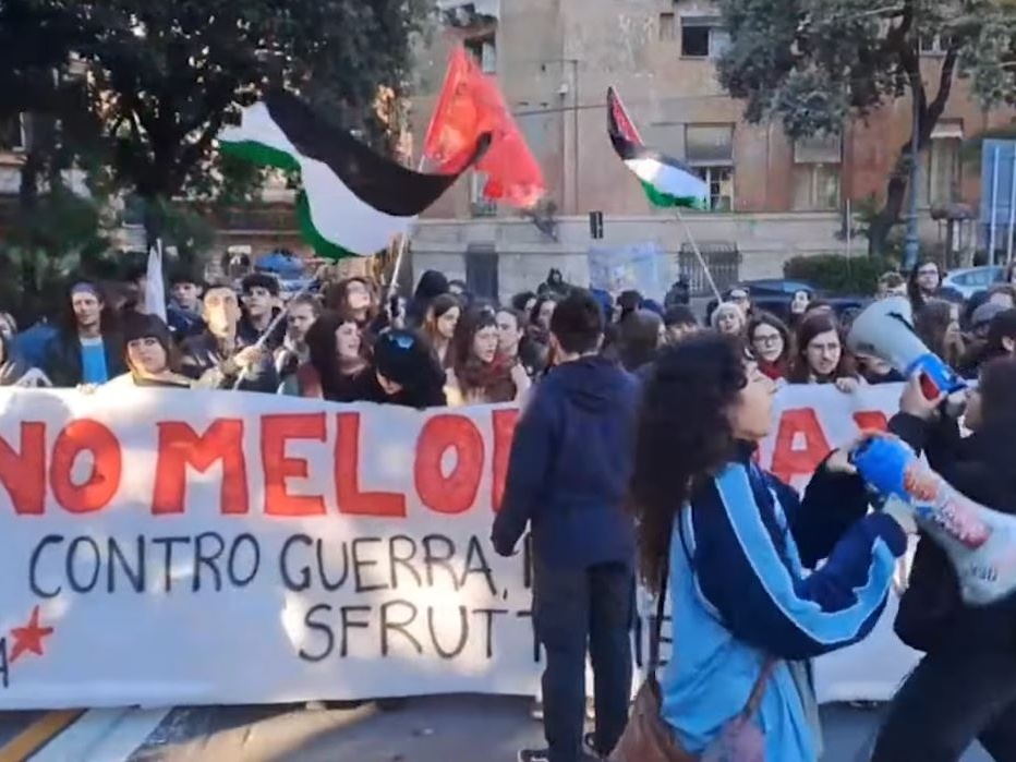 Dilaga la protesta degli studenti in tutt'Italia