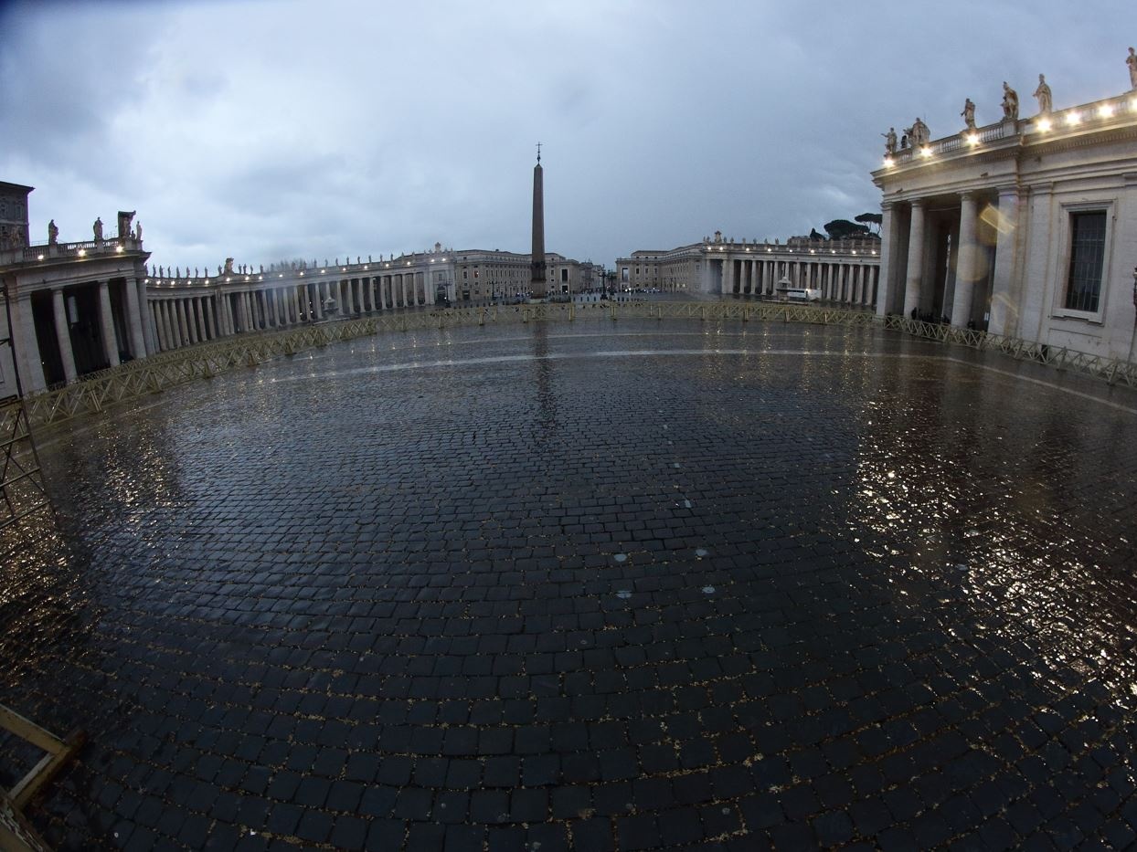 Abusi sessuali, Commissione vaticana: la gestione della Chiesa provoca danni continui alle vittime