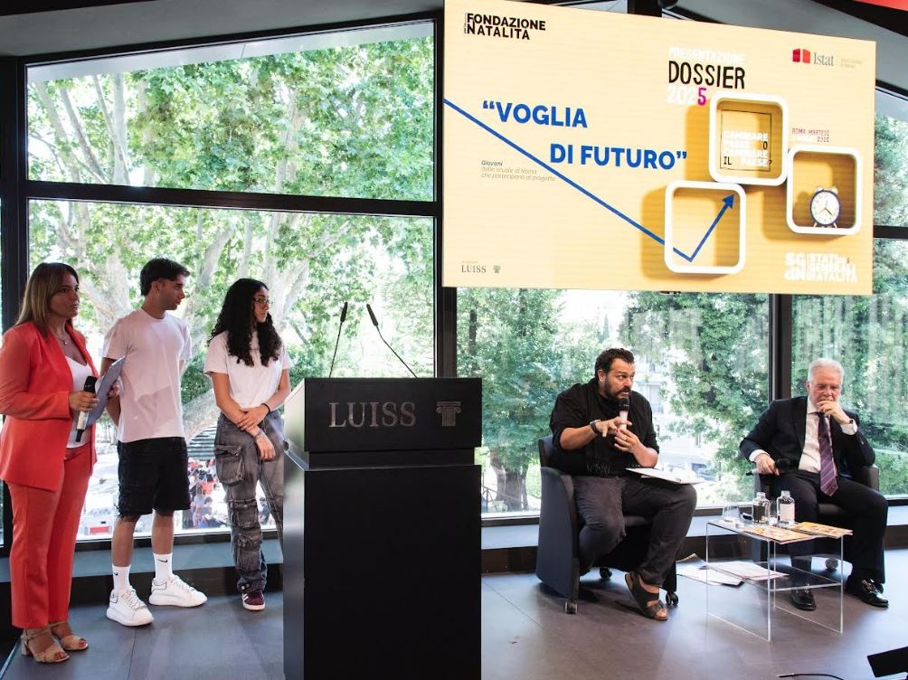 Fondazione per la Natalità: il 69,4% dei giovani adulti vuole almeno un figlio