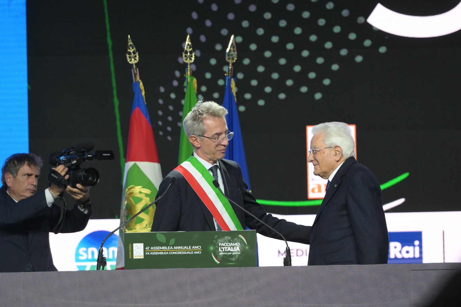 Anci: il nuovo Presidente Manfredi: Un onore rappresentare la più grande comunità istituzionale del Paese