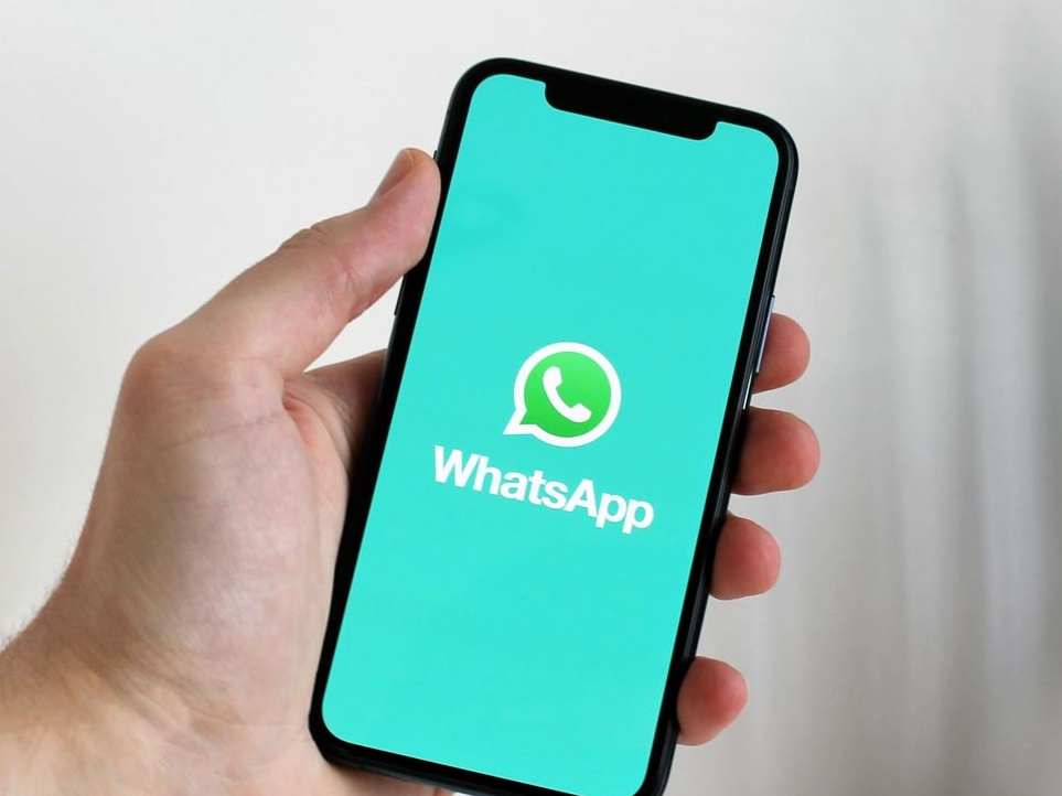 Meta porta la pubblicità su WhatsApp, svolta storica per la piattaforma di messaggistica