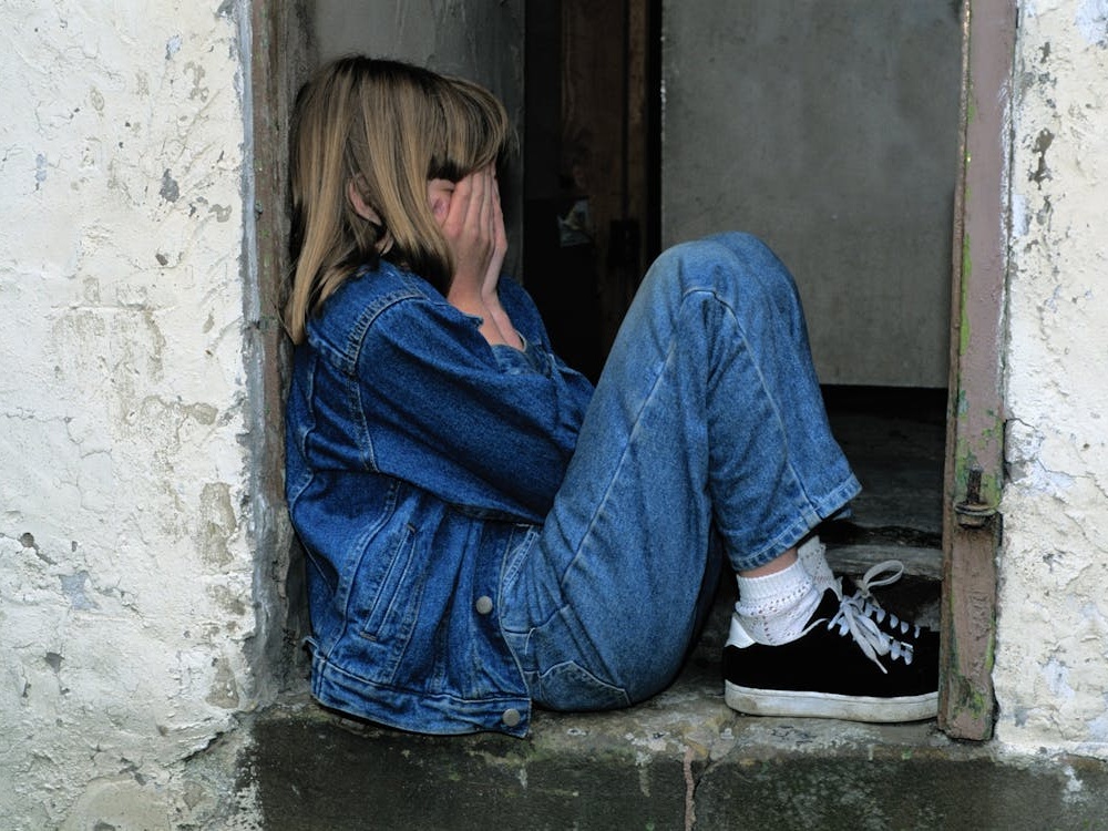 Assenza di un genitore: la giustizia condanna e risarcisce