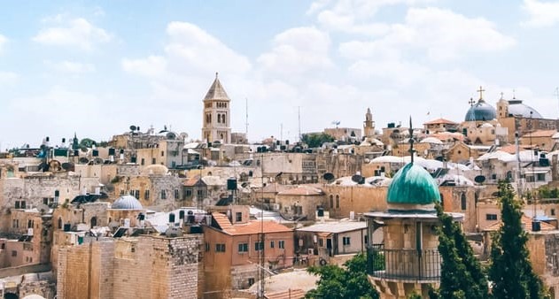 Per il secondo anno Betlemme non ha il suo albero di Natale