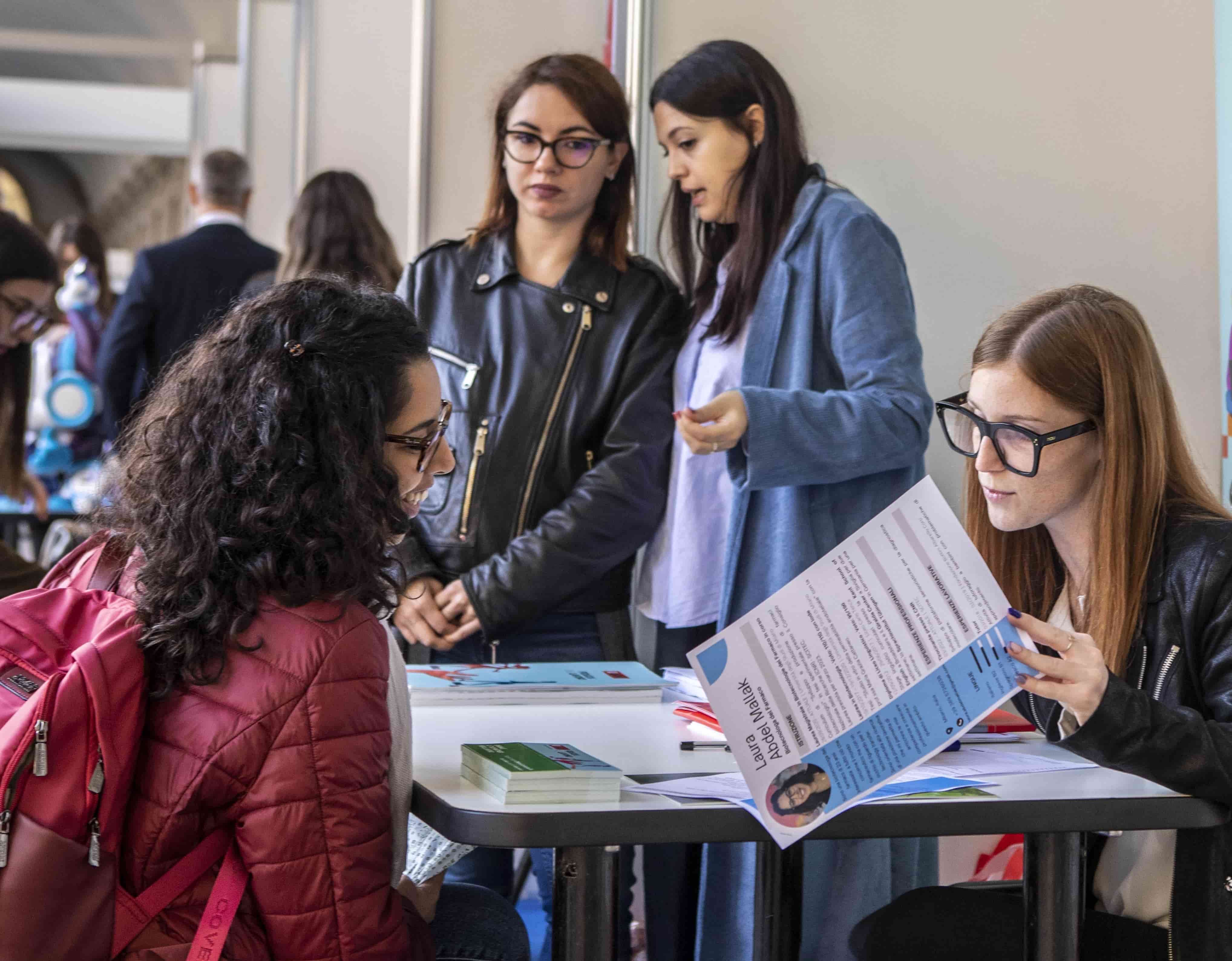 Gen Z: meno di un anno in azienda ma una visione di carriera lunga