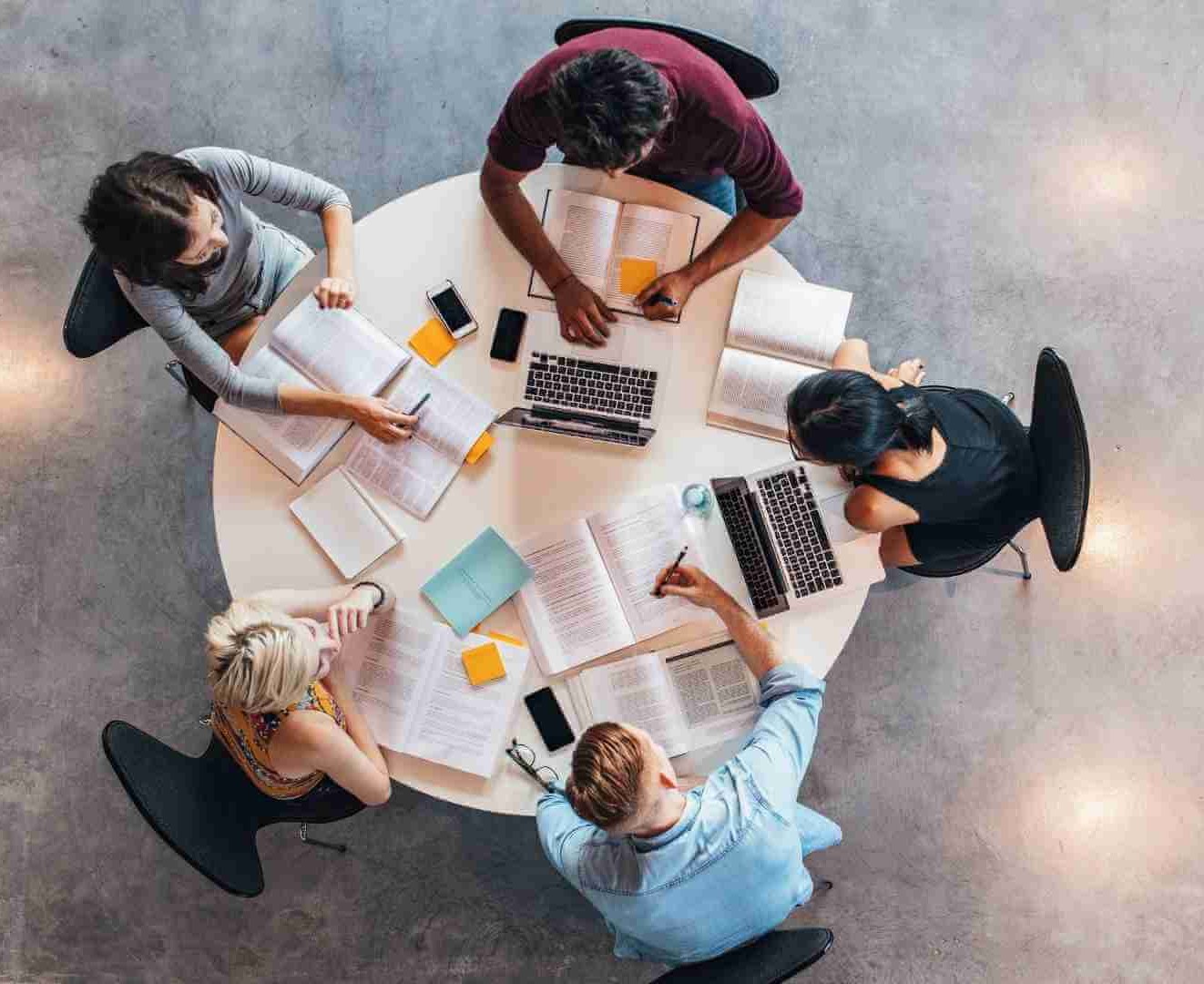 Idee, analisi e visioni, il 2025 di Euroborsa Giovani Menti