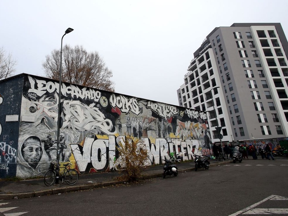 Sfratto eseguito al centro sociale Leoncavallo di Milano
