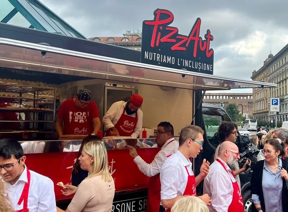 Pizza, lavoro e dignità: la nuova iniziativa di PizzAut sostenuta da Edison