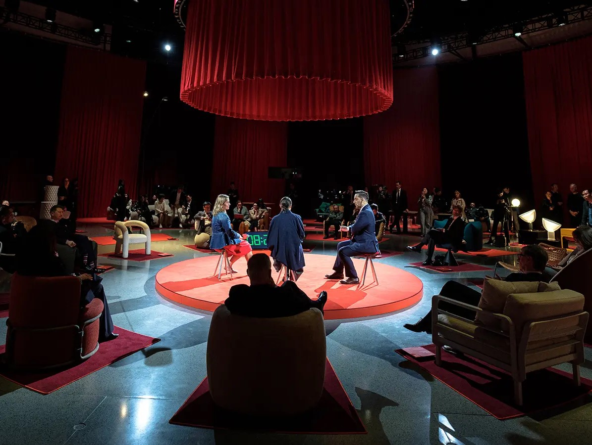 Salone del Mobile 2025: Robert Wilson illumina la Pietà Rondanini