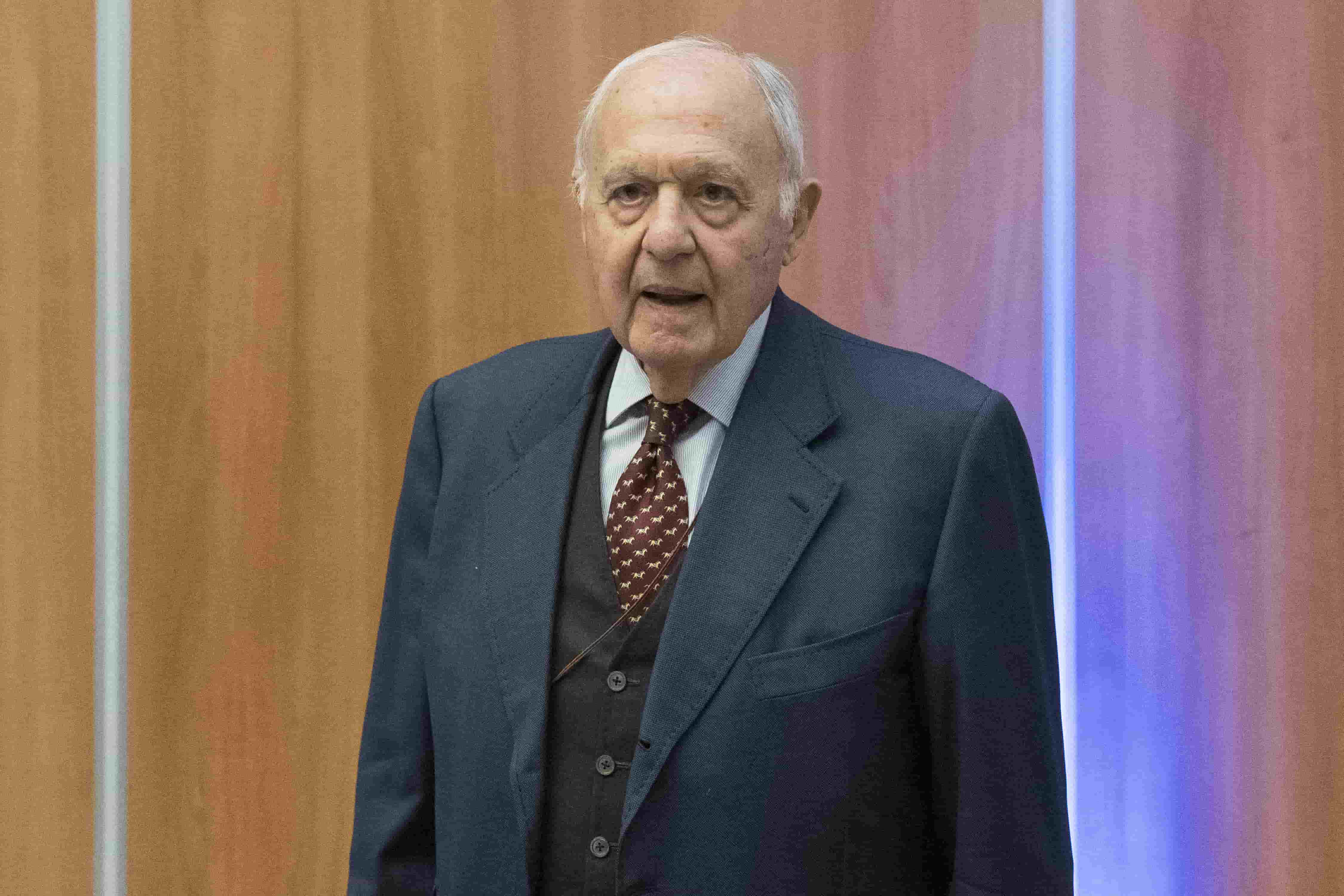 Savona lancia l’allarme sulle criptovalute: rischio sistemico come nella crisi del 2008