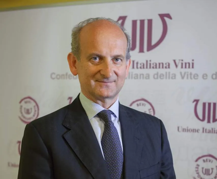 Dazi, niente accordo sul vino: 15% sulle esportazioni. Frescobaldi (Uiv): “Stangata per il settore”