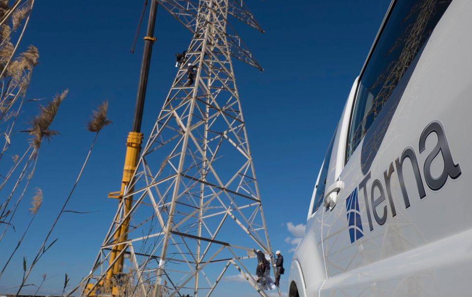 Consumi elettrici italiani stabili nel 2025: 311,3 TWh con il 41% coperto da rinnovabili