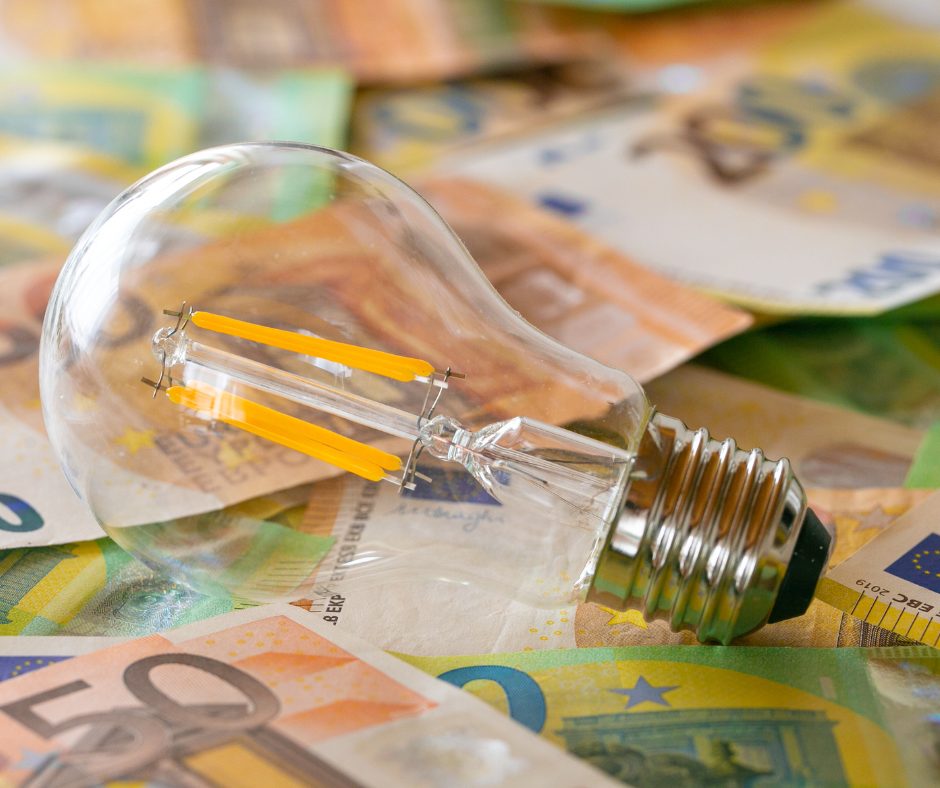 Ue: piano per ridurre costi energetici, risparmi fino a 260 miliardi