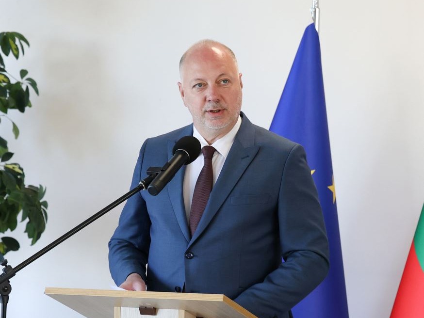 Bulgaria: si dimette il primo ministro Zhelyazkov, dopo settimane di proteste popolari