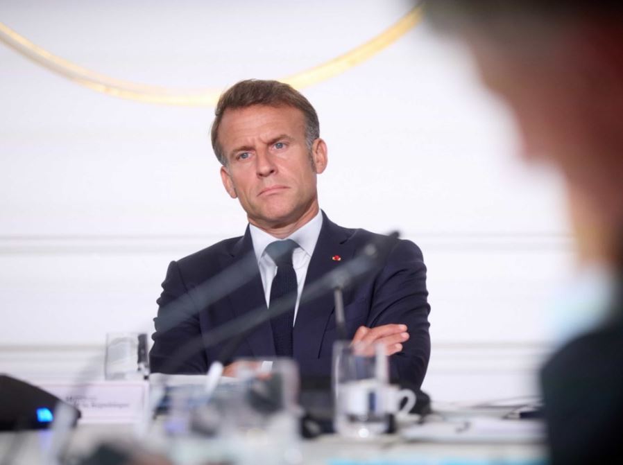 Francia: Macron parla al Paese e inizia il conto alla rovescia prima dell'uscita di scena