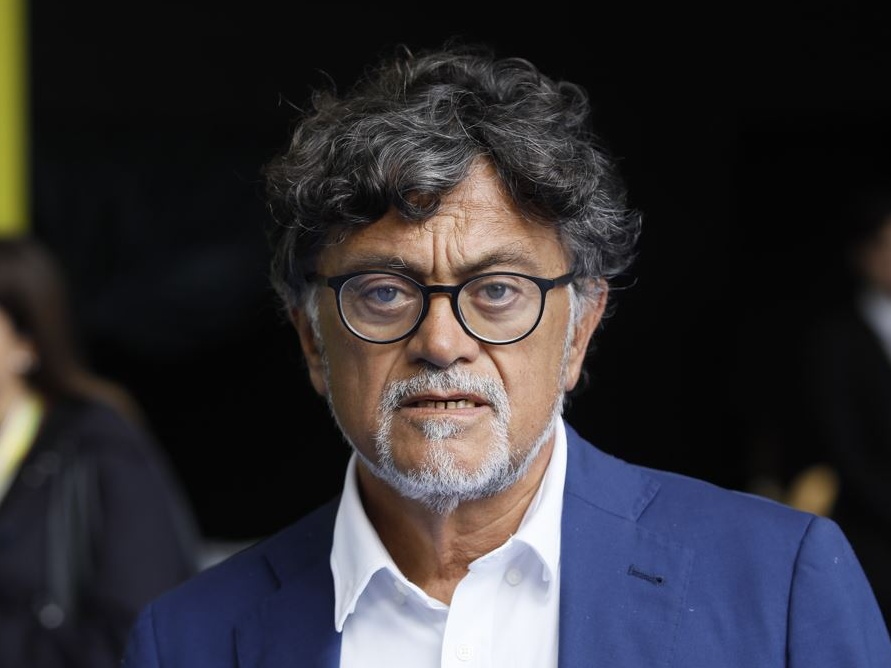 Rissa a destra: le critiche di Veneziani mandano fuori giri Giuli, che lo sommerge di contumelie